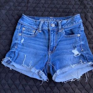 AMERICAN EAGLE SHORT